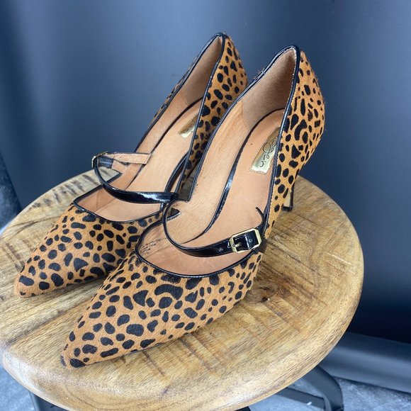 Halogen Shoes - Halogen | Size 8. Cheetah Heels Mary Jane